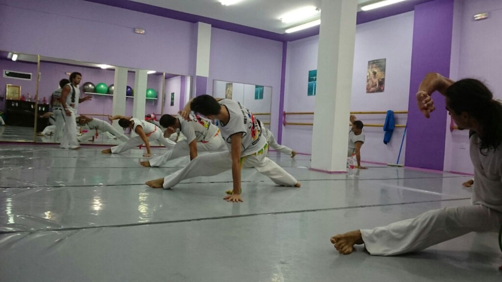 clase capoeira adultos valencia